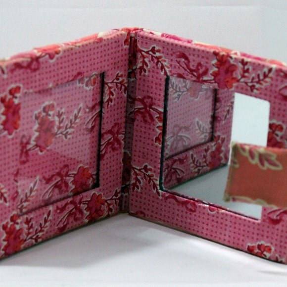 Vera Bradley Purse Mirror - Picture 7 of 8